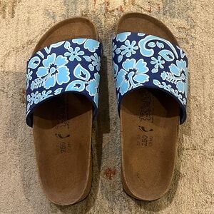 Birki’s by Birkenstock Hawaiian Blue Slides
